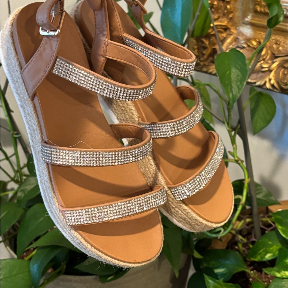 Elegant Tan Sandals with Rhinestone Straps